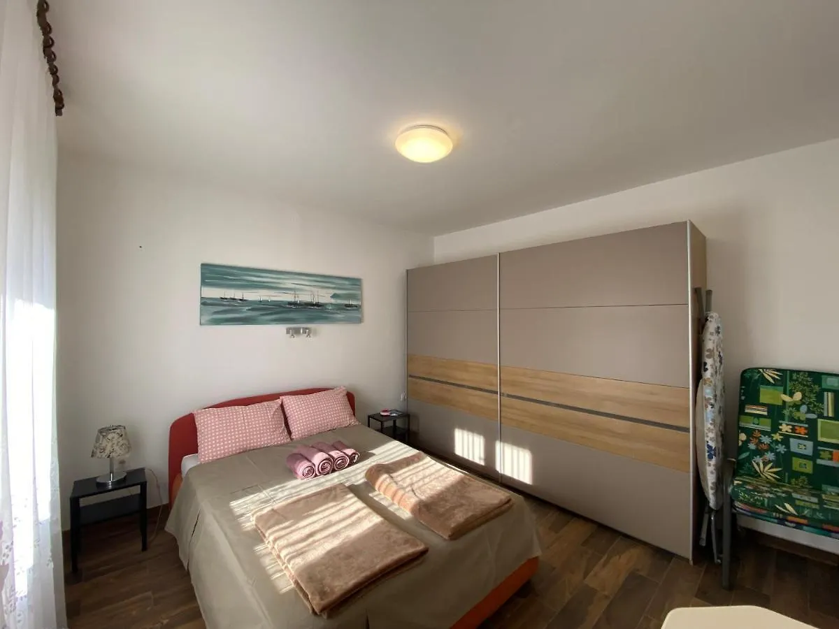 Apartment Bigi Novi Vinodolski 0*,  Croatia